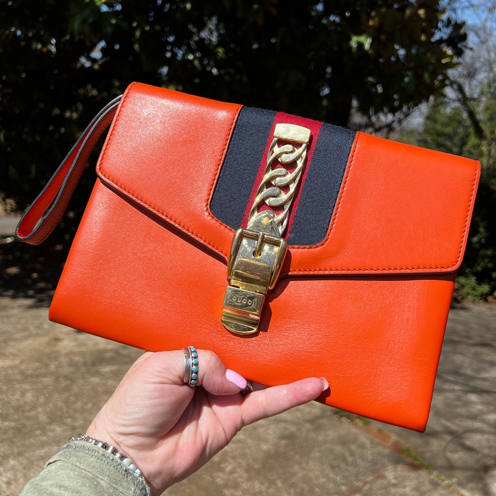 GUCCI Sylvie Bold Orange Wristlet/Shoulder Bag Authentic - Picture 4 of 17